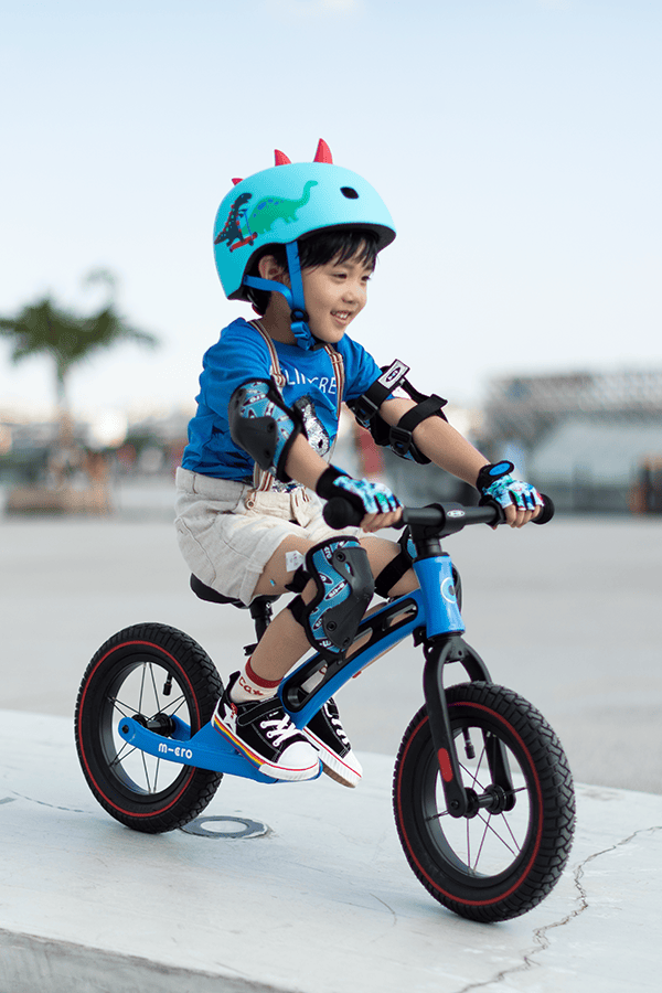 Casque vélo et trottinette enfant - xs Rocket - Micro Mobility - La Maison  de Zazou